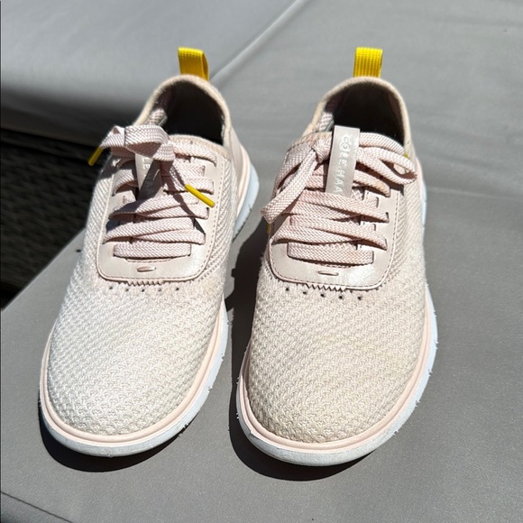 Cole Haan Pink  Size 8.5 Sneakers with Textured Fabric and White Sole - Picture 3 of 13